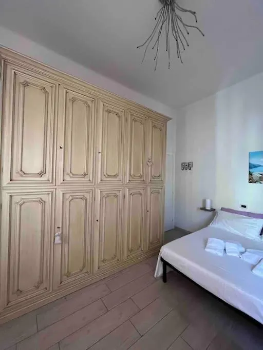 Da Paola & Chiara Apartment Viareggio 0*,